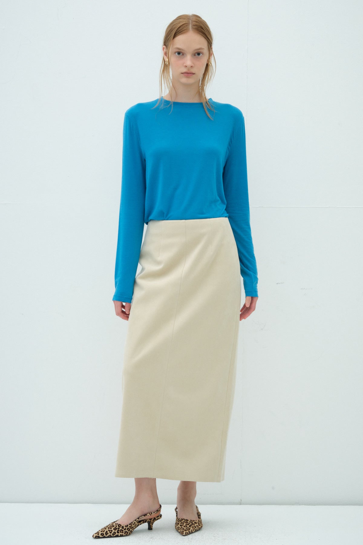 Overdueflair Suede Long Skirt Light Beige