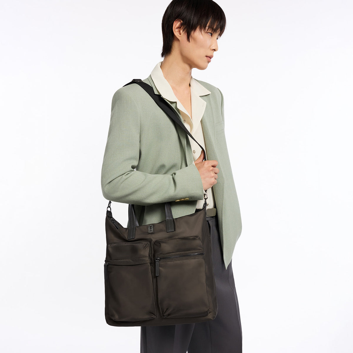 Vunque Hey City Pocket Tote M Khaki