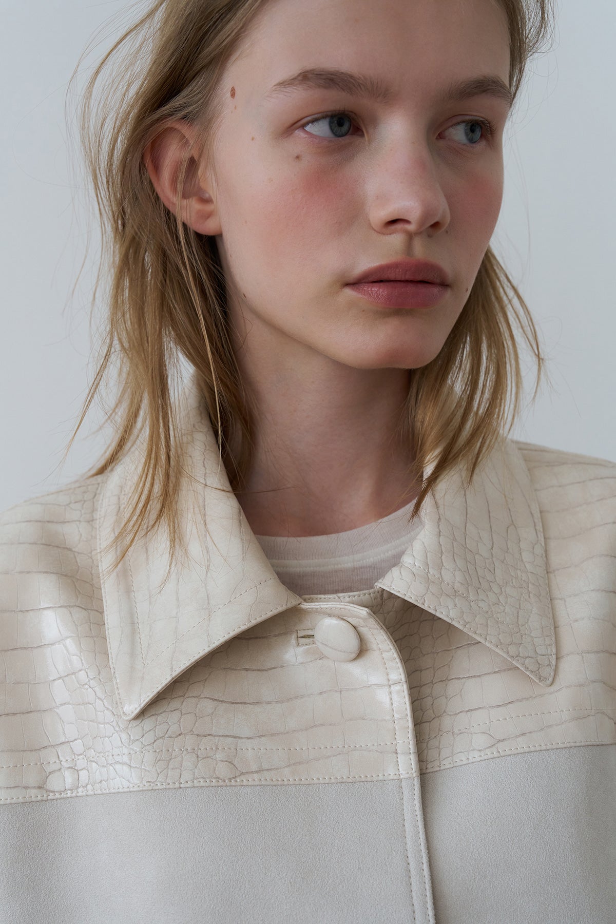Overdueflair Soft Suede Relaxed Half Jacket White