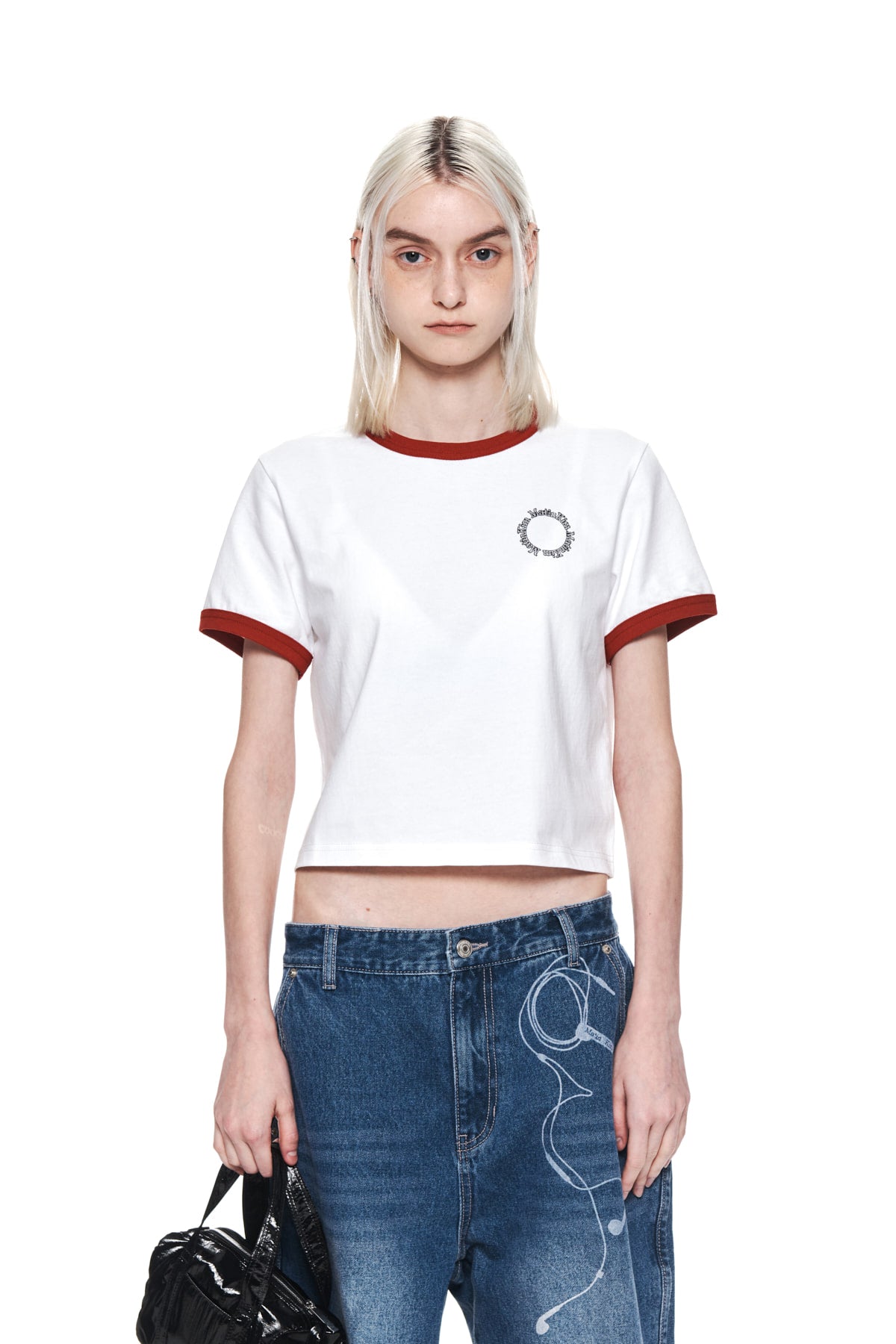 [matinkim] CIRCLE LOGO RINGER CROP TOP IN RED