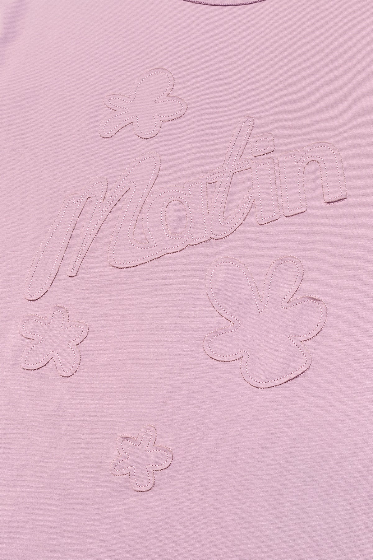 [matinkim] FLOWER APPLIQUE LOGO TOP IN LIGHT PINK