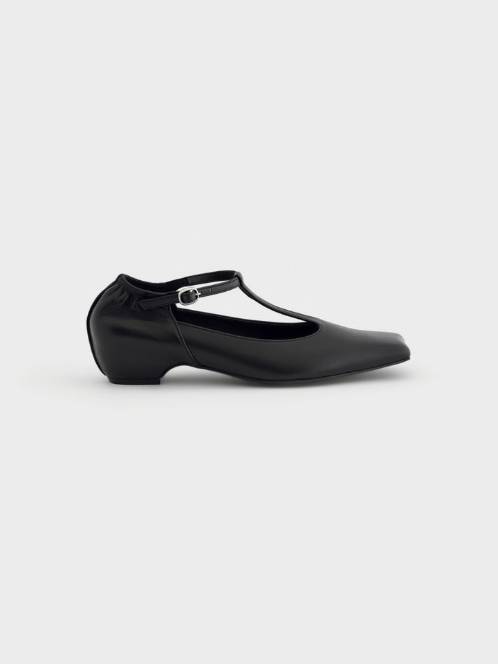 Low Classic [Exclusive] Square Toe Stiletto Black