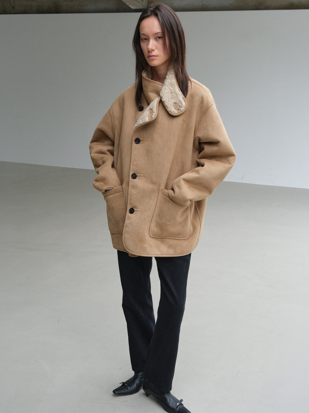 Low Classic High-Neck Reversible Shearling Jacket Beige