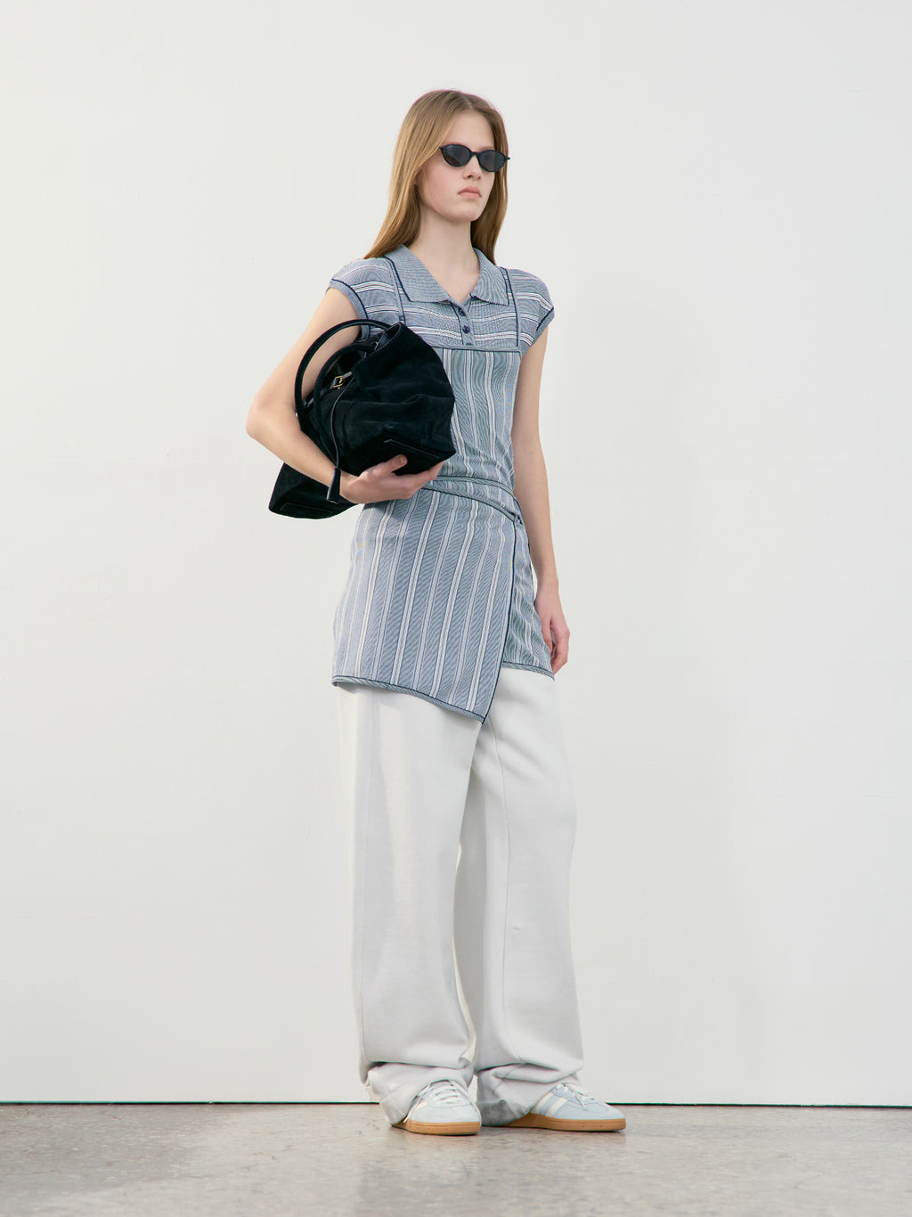 [low_classic] Stripe Knit Wrap Skirt
Navy