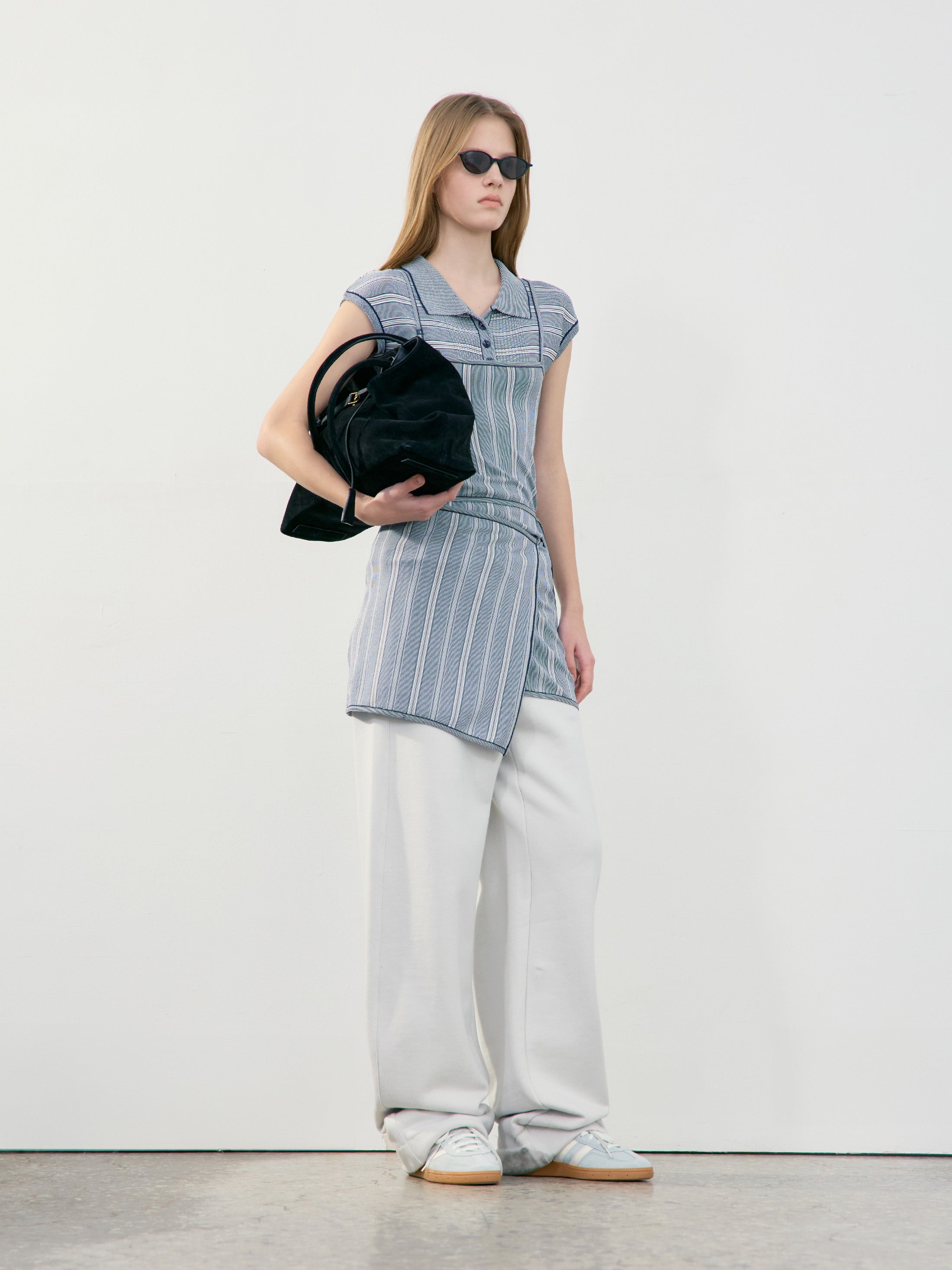 [low_classic] Stripe Knit Wrap Skirt
Navy