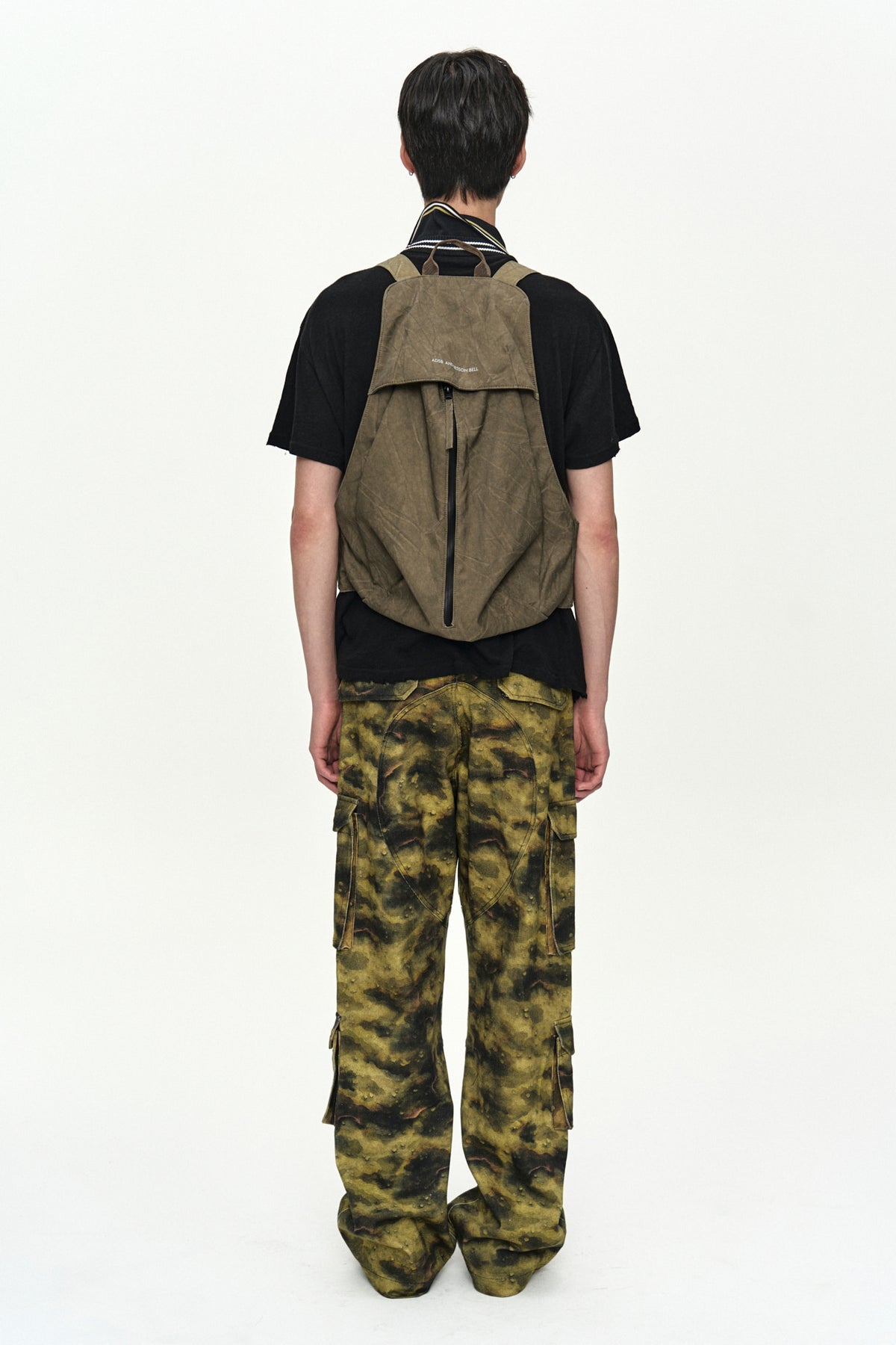 Andersson Bell Tie-Dyed Vest Backpack Khaki)