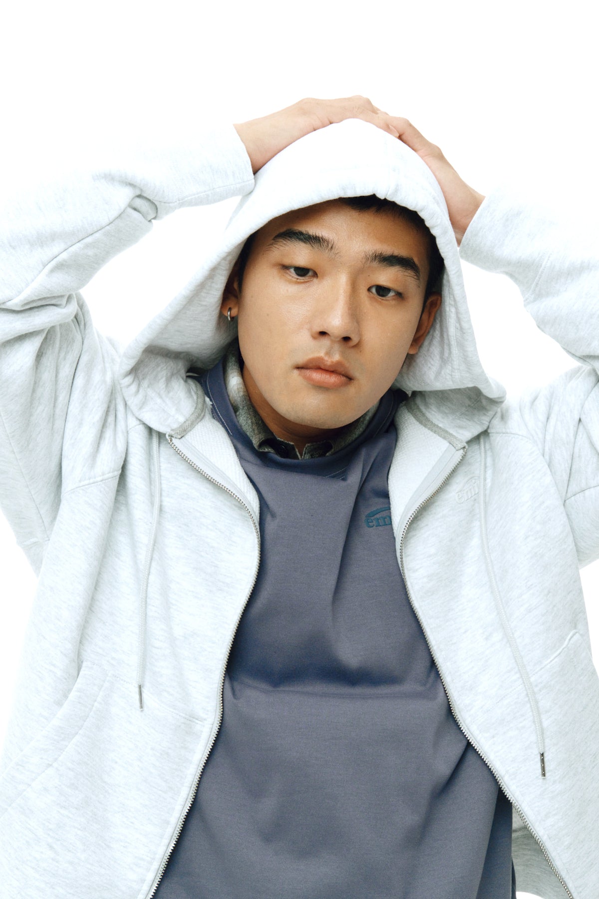 Emis Mono Logo Hood Zip-Up-Light Gray