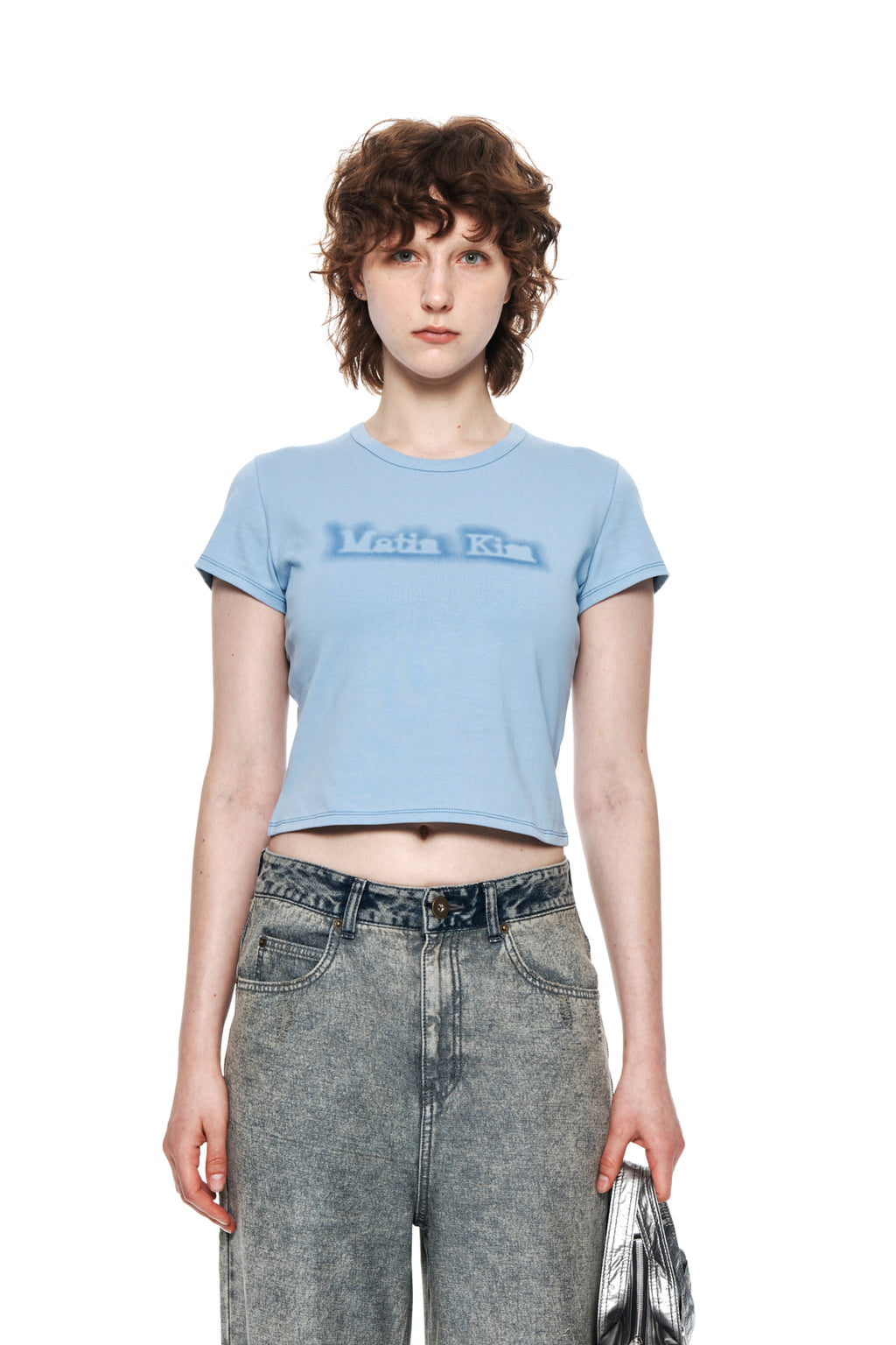 [matinkim] MATIN SHADE LOGO CROP TOP IN SKY