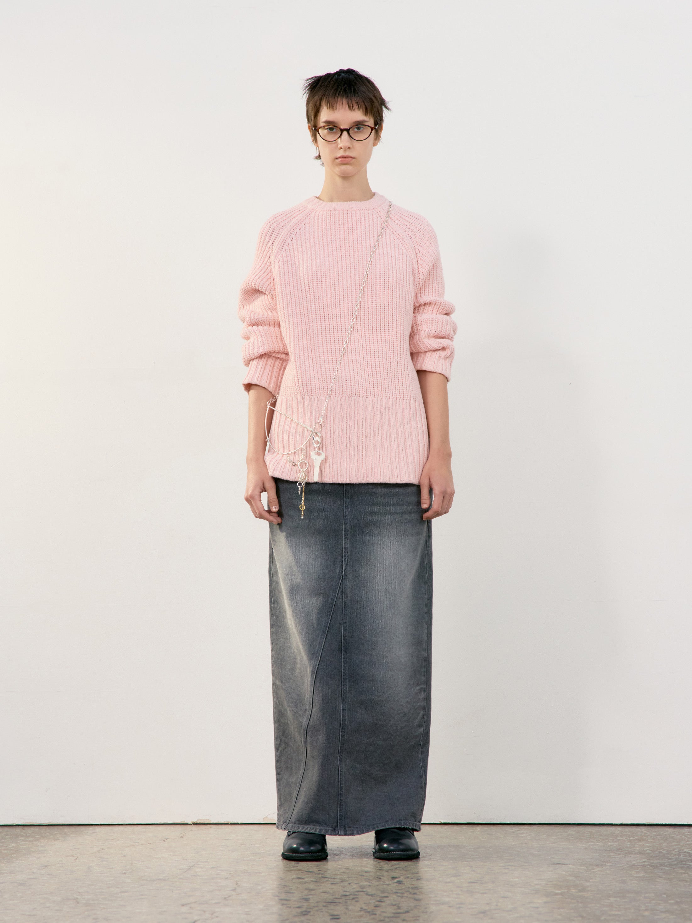 [low_classic] Chunky Rib Knit Sweater
Light Pink