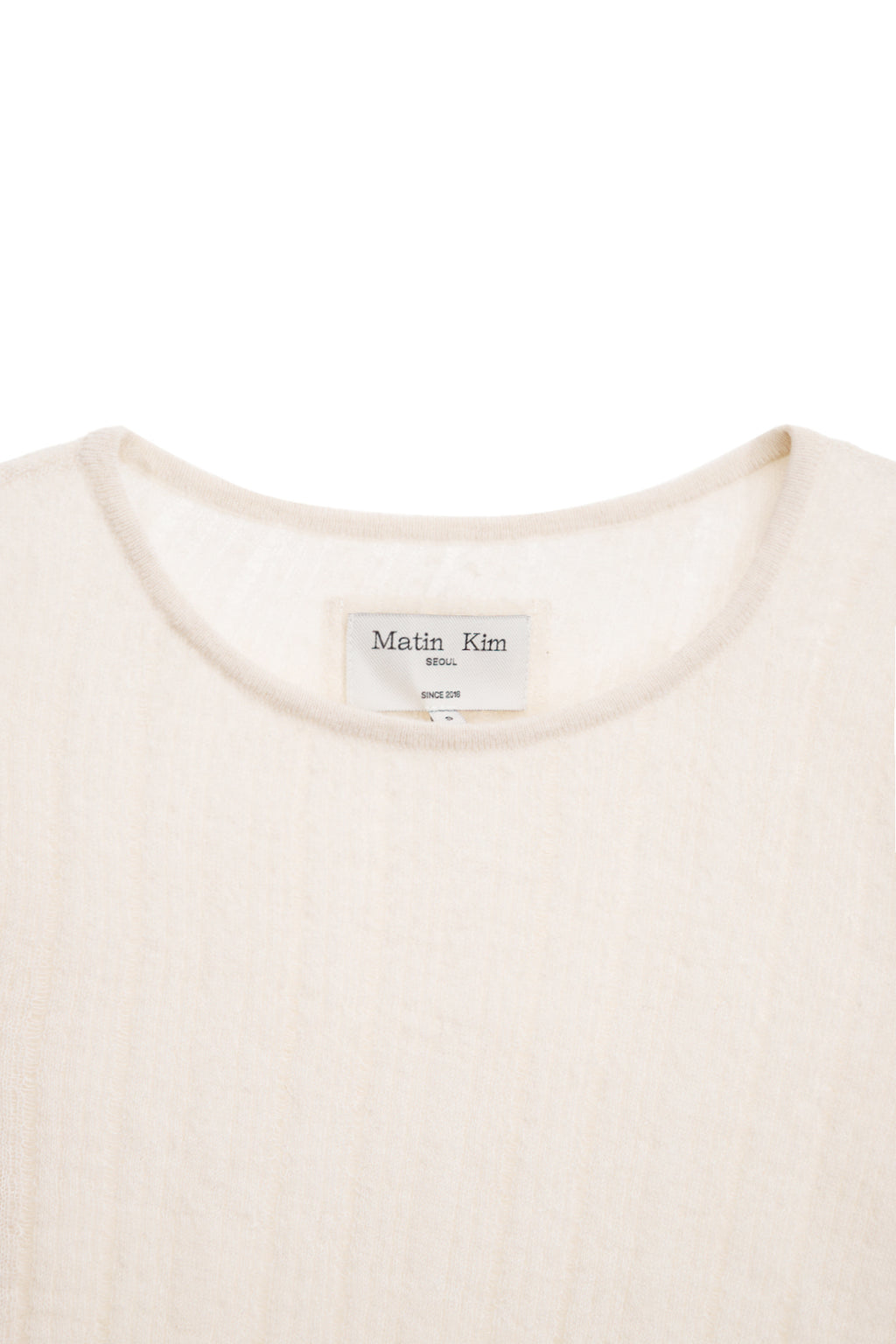 [matinkim] DIAGONAL TEXTURE KNIT TOP IN LIGHT BEIGE