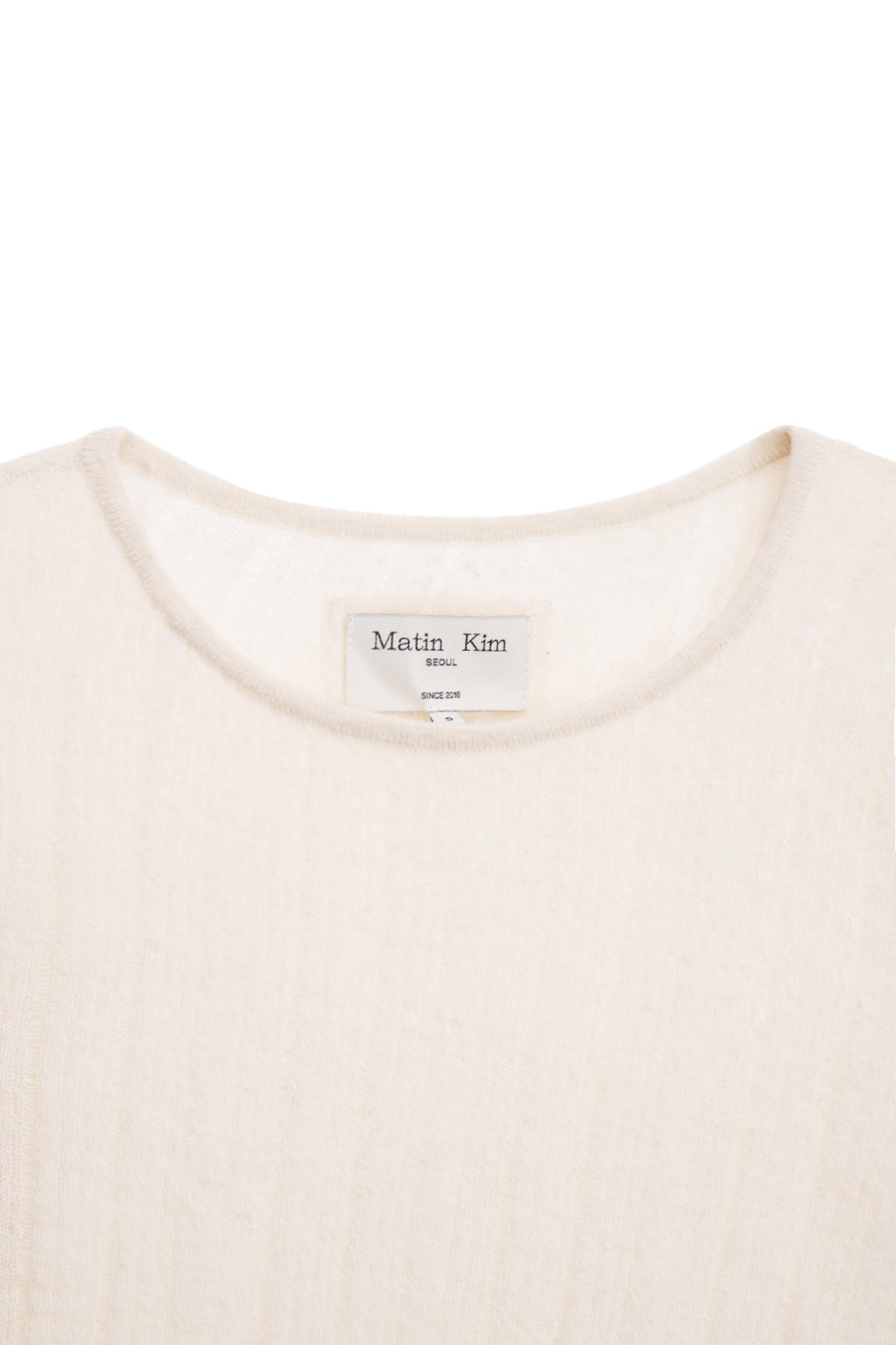[matinkim] DIAGONAL TEXTURE KNIT TOP IN LIGHT BEIGE