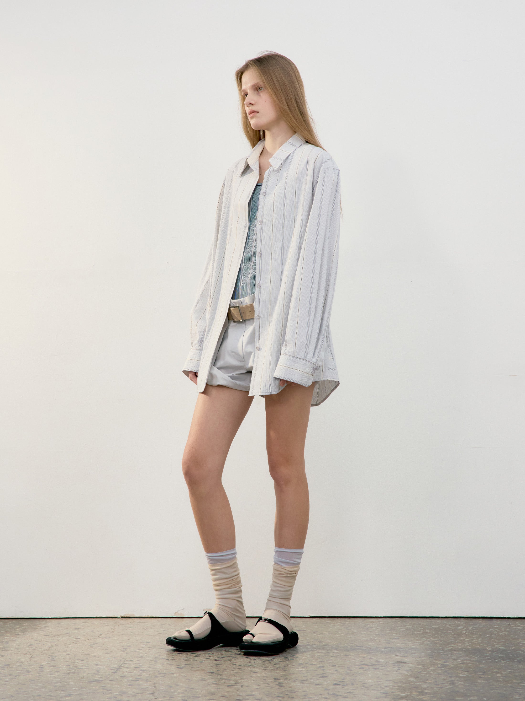 [low_classic] Stripe Classic Shirt
Blue