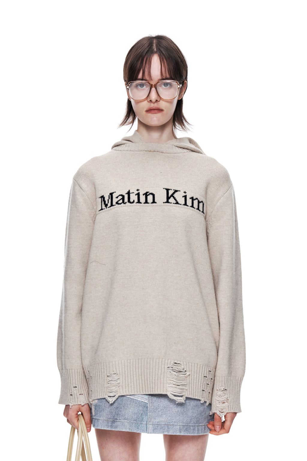 [matinkim] DAMAGE LOGO KNIT HOODIE IN BEIGE