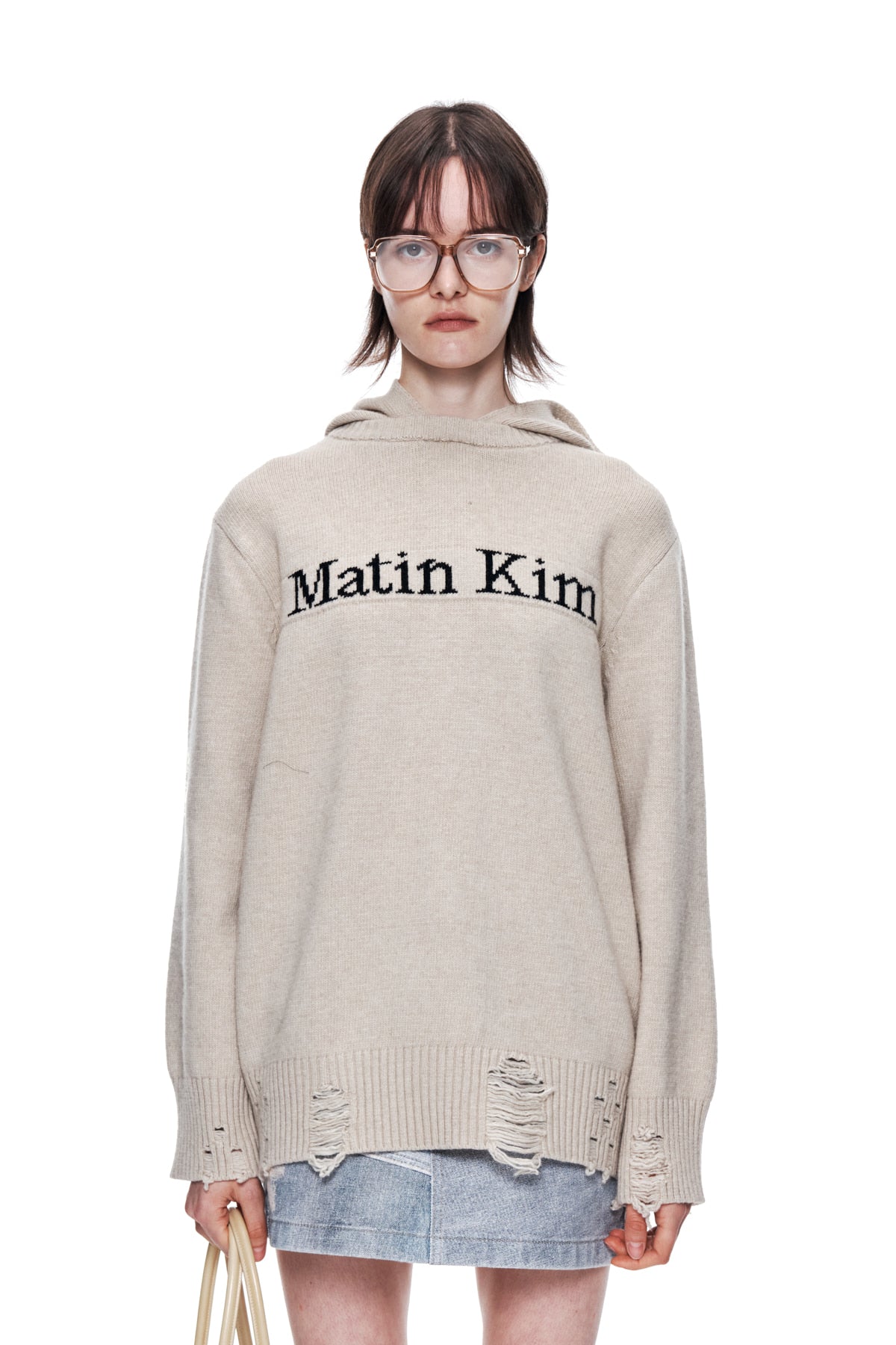 [matinkim] DAMAGE LOGO KNIT HOODIE IN BEIGE