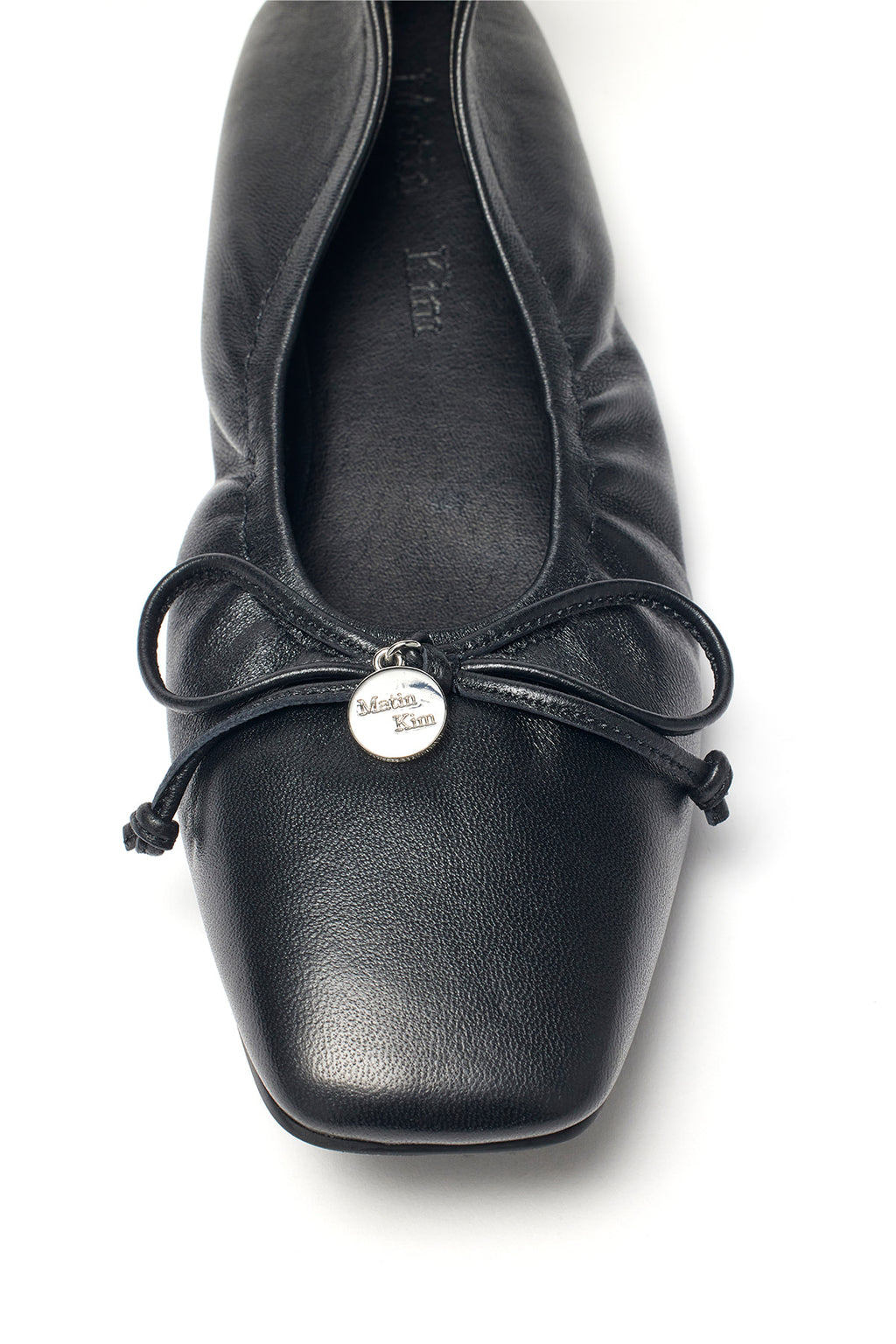 [matinkim] RIBBON BALLET FLAT SHOES IN BLACK