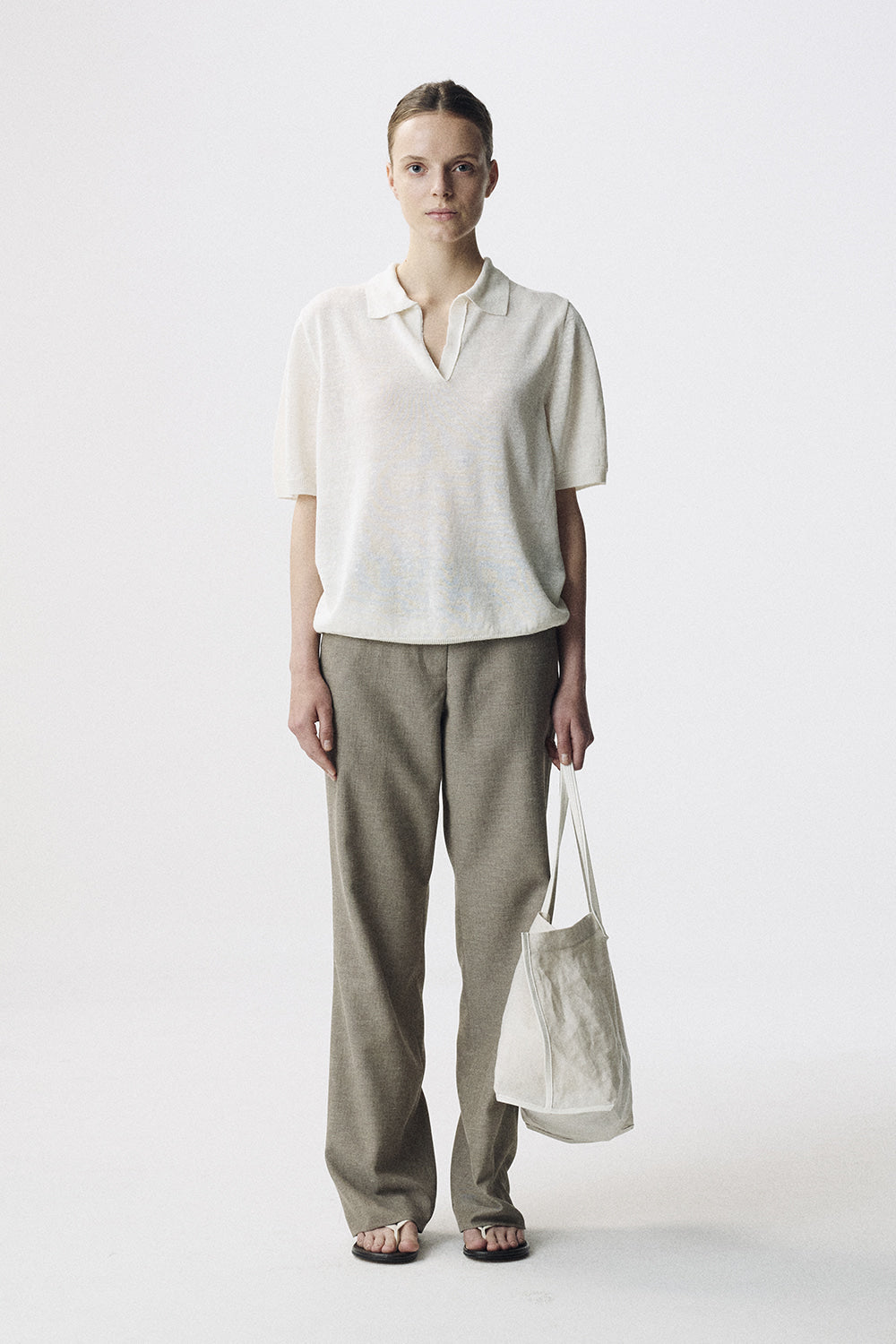 Nothing Written Biscuit shoulder bag (Pearl ivory)
