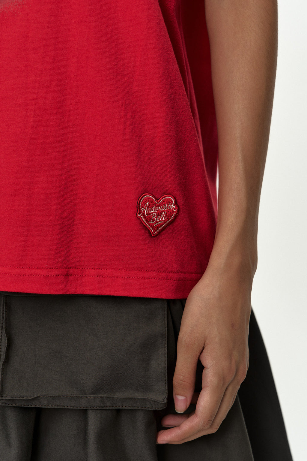 Andersson_Bell Andersson Bell (Essential) Unisex Heart T-Shirt