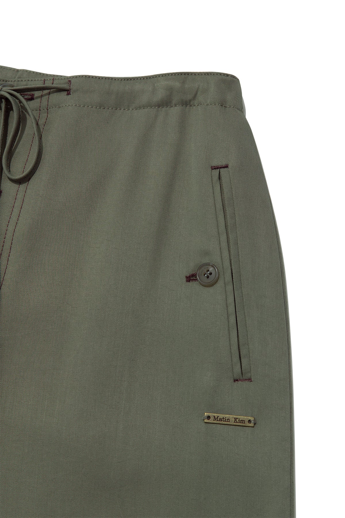 [matinkim] BUTTON POINT STRING WIDE PANTS IN KHAKI
