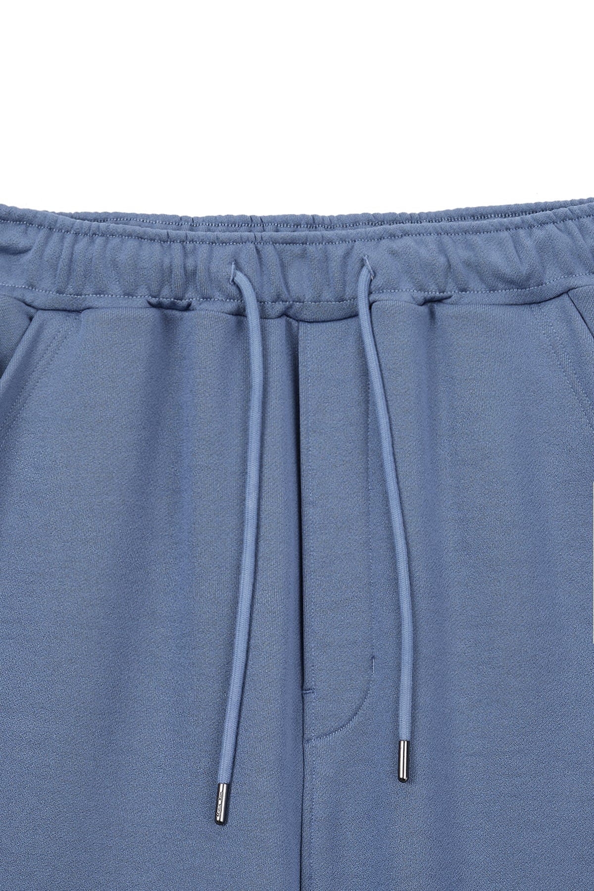 [matinkim] BACK POCKET GLITTER BERMUDA SWEATPANTS FOR WOMEN IN BLUE