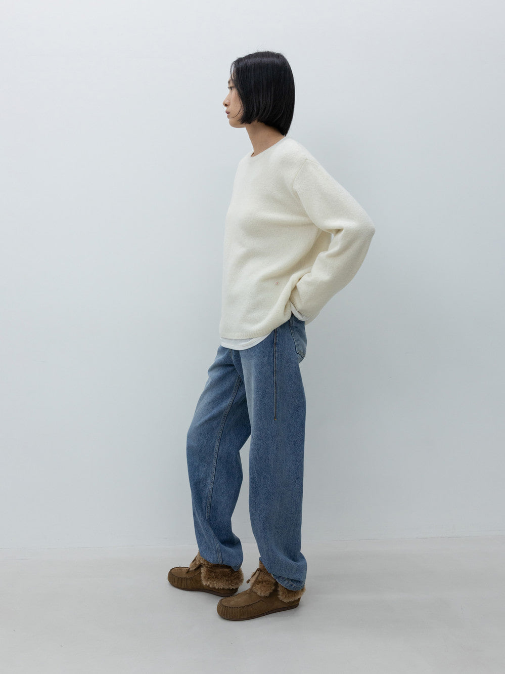 Low Classic Round Neck Wool Pullover Ivory