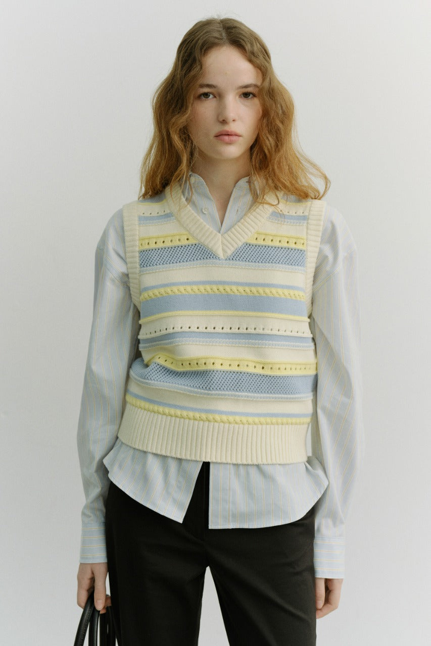 Dunst Unisex Crafted Striped Knit Vest Cream Soft Blue