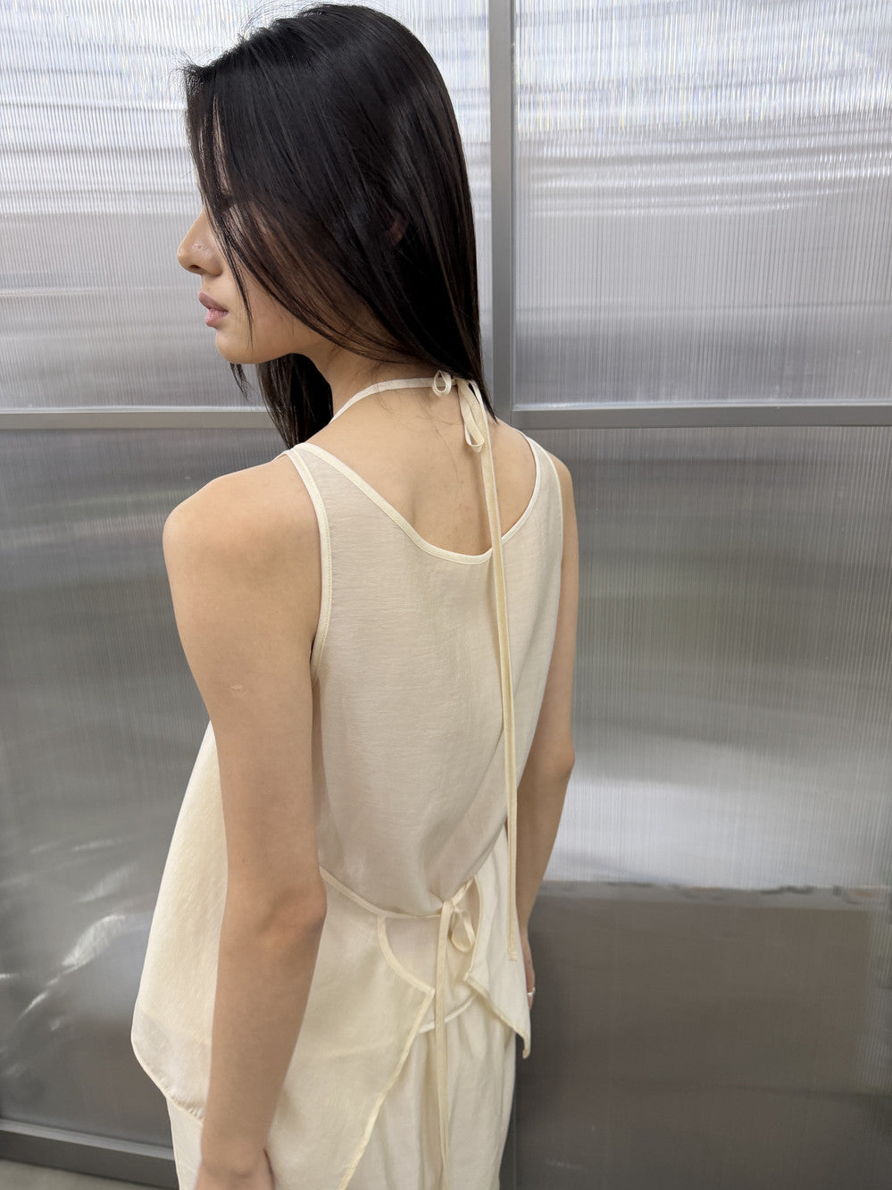 [Low Classic] See-Through Button Loop Top_Cream