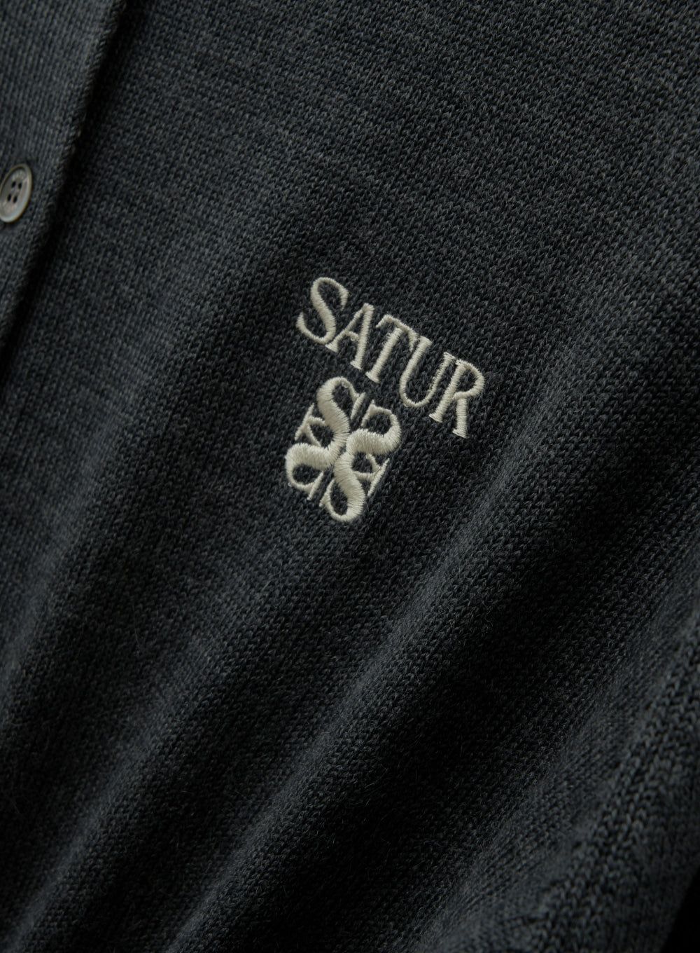[satur] (W) Loren Basic Crew Neck Fine Cardigan - Charcoal