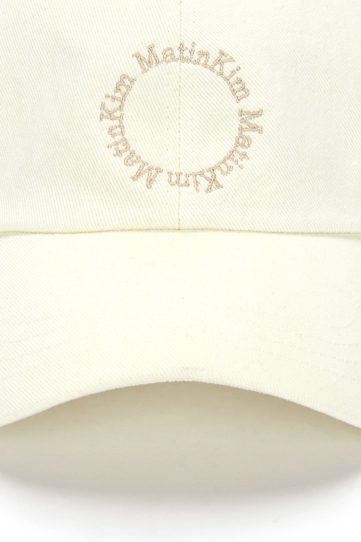 [matinkim] MACARON LOGO BALL CAP IN CREAM