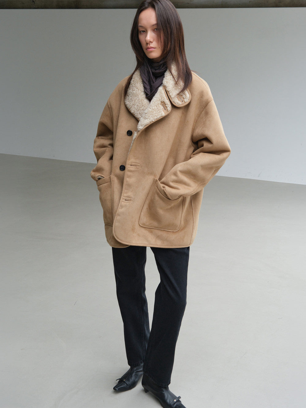 Low Classic High-Neck Reversible Shearling Jacket Beige