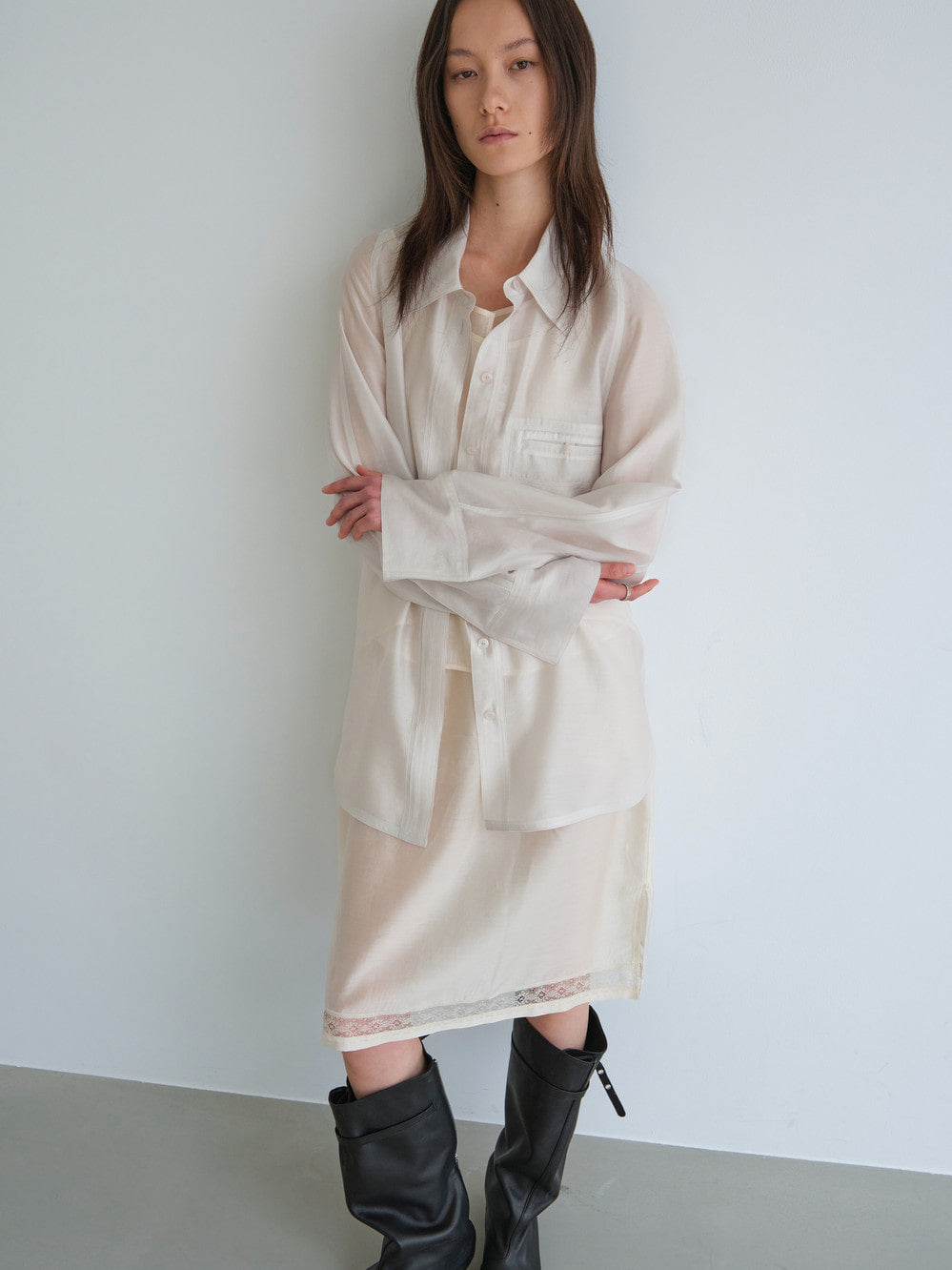 [Low Classic] See-Through Back Strap Shirt_Light Grey