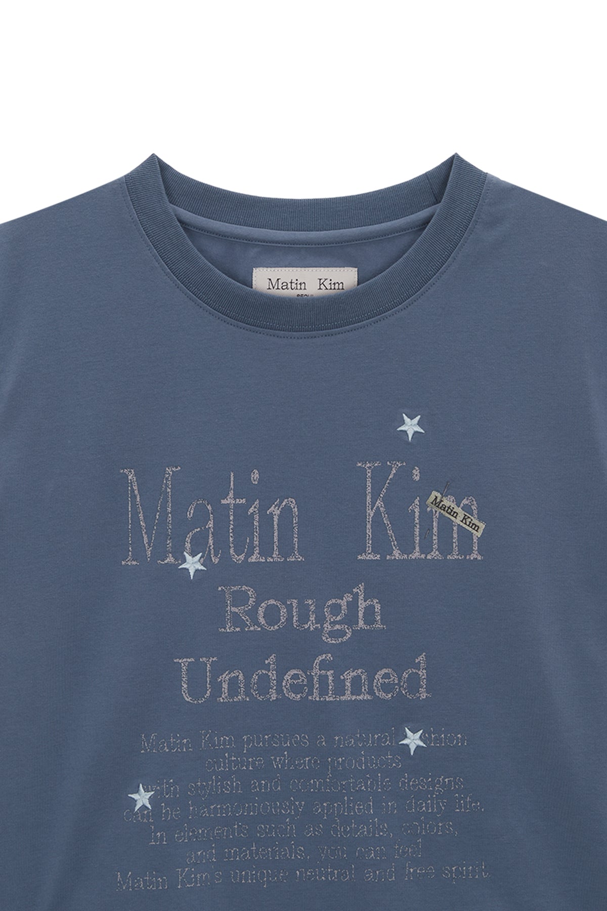 [matinkim] DAZZLE LETTERING CROP TOP IN BLUE