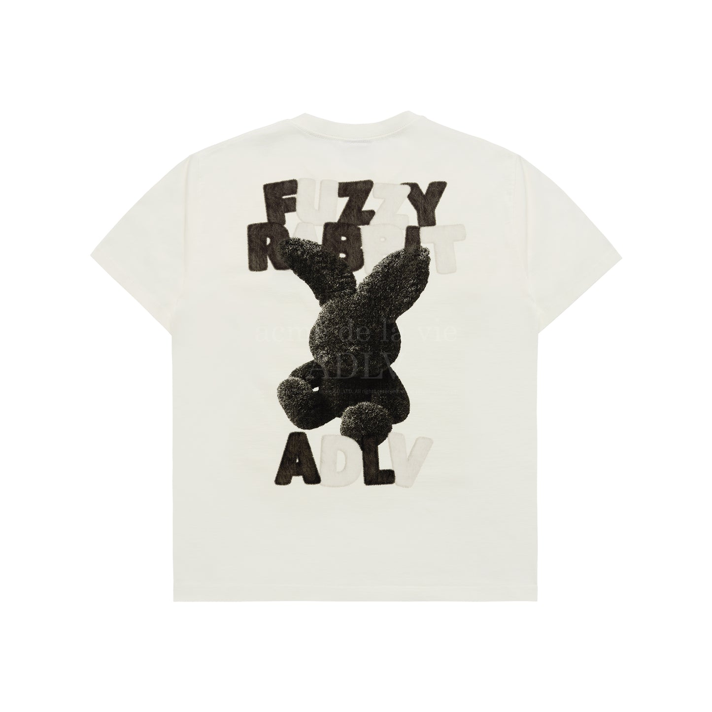 FUZZY FONT RABBIT SHORT SLEEVE T-SHIRT CREAM