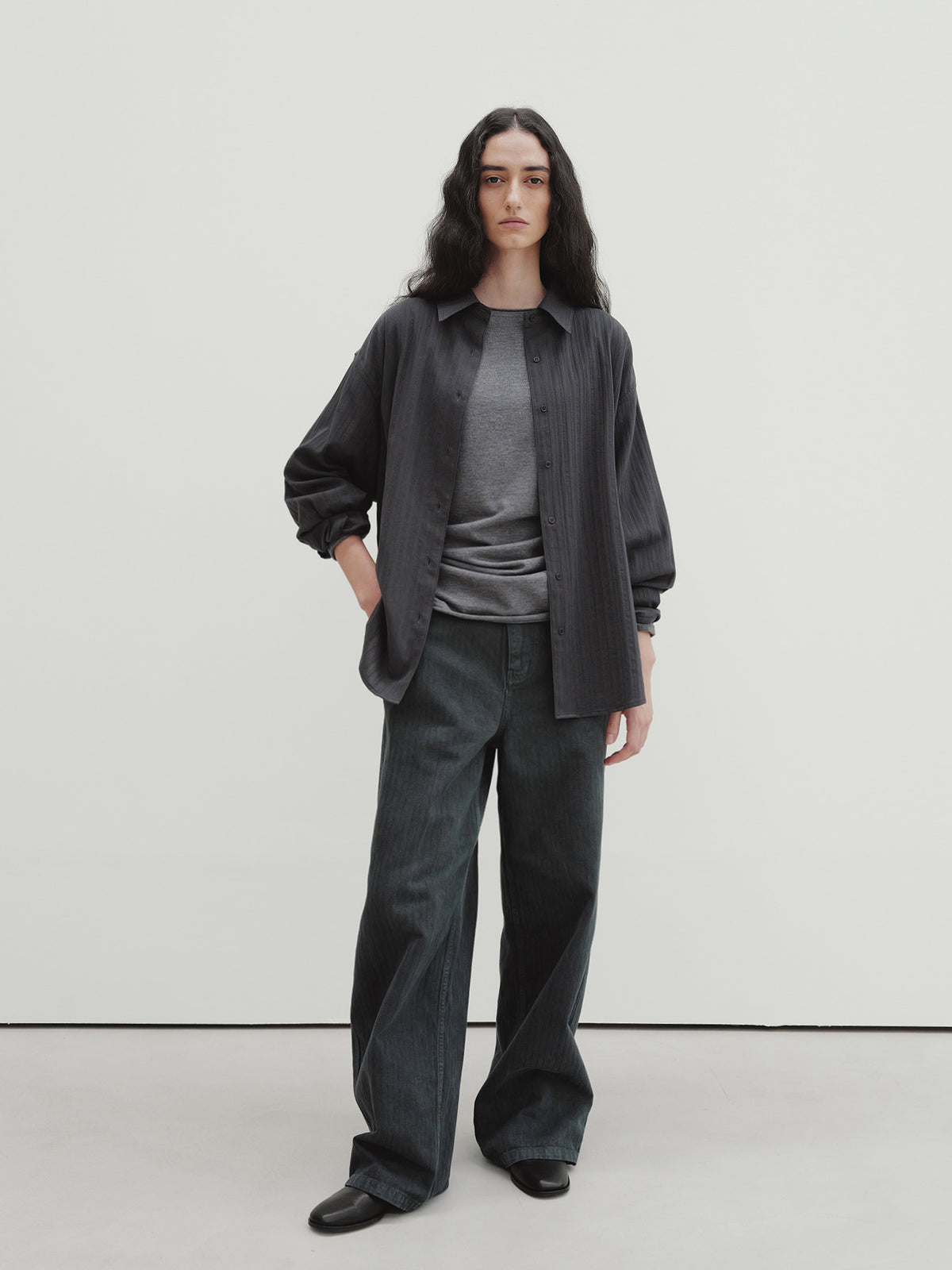 Moia herringbone dyed denim (midnight)