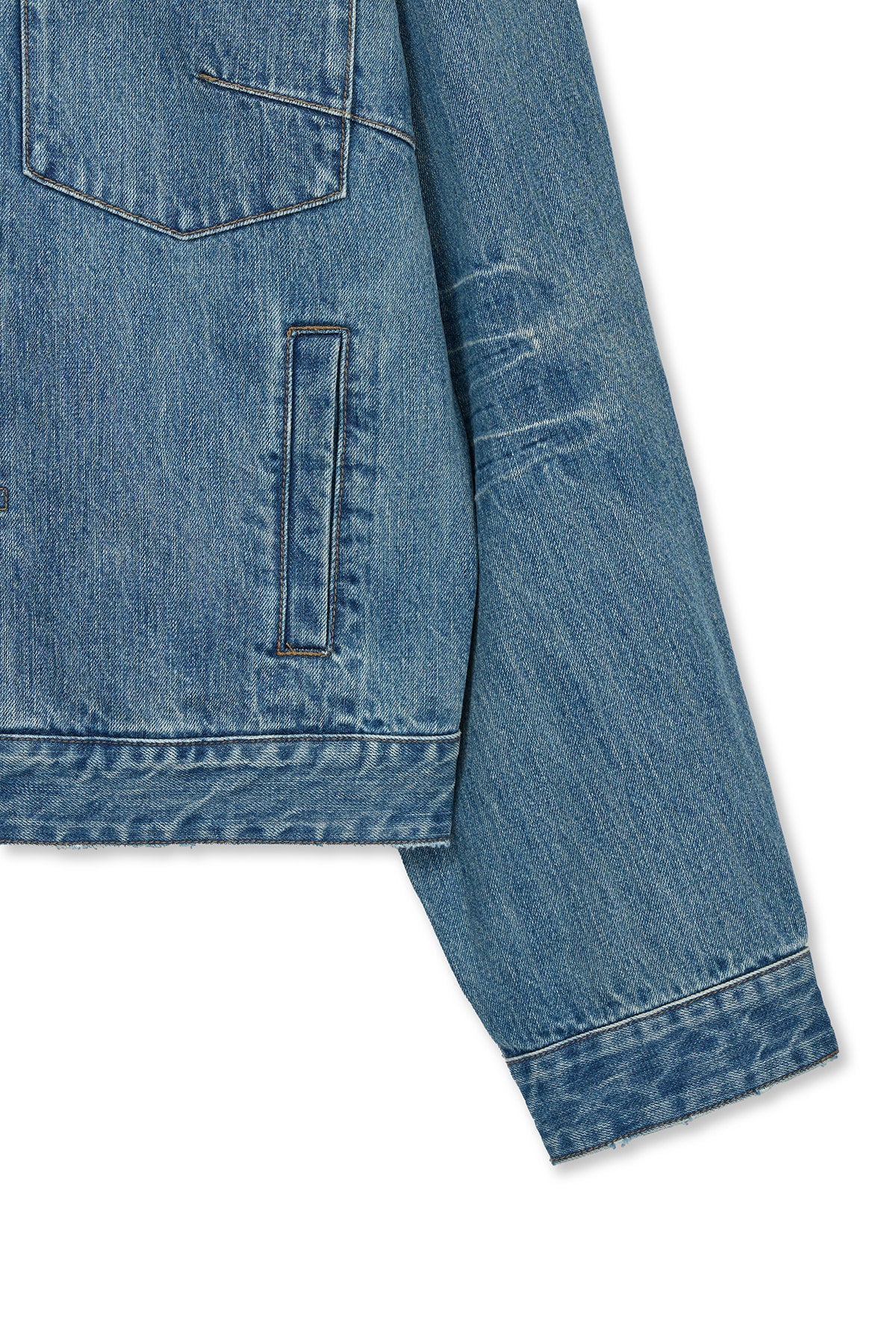 [matinkim] VINTAGE WASHED DENIM TRUCKER FOR MEN IN BLUE