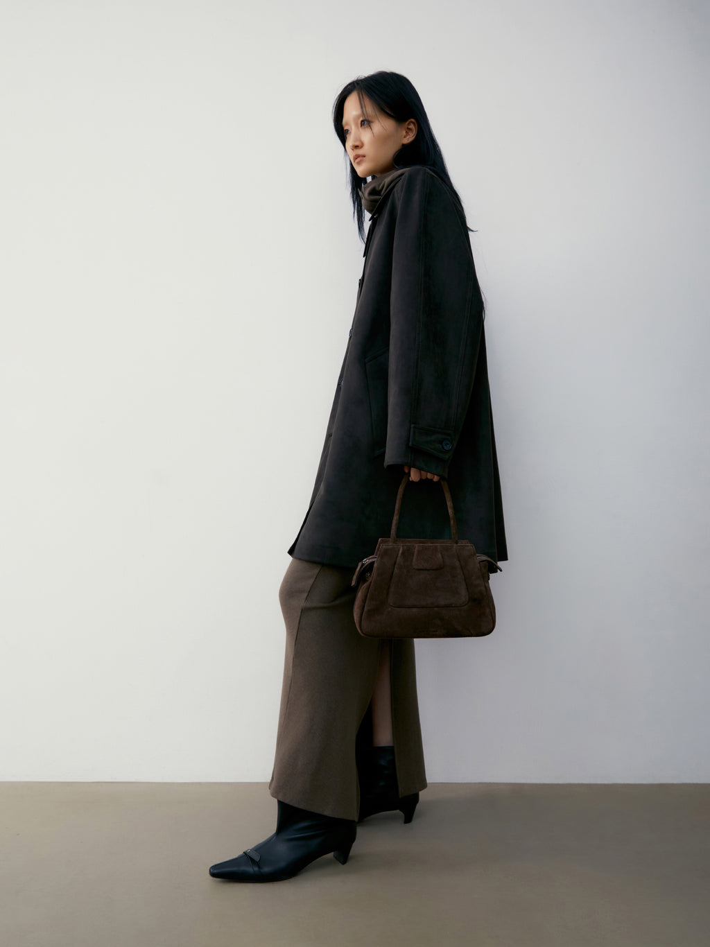 Low Classic Vintage Suede Shoulder Bag Brown