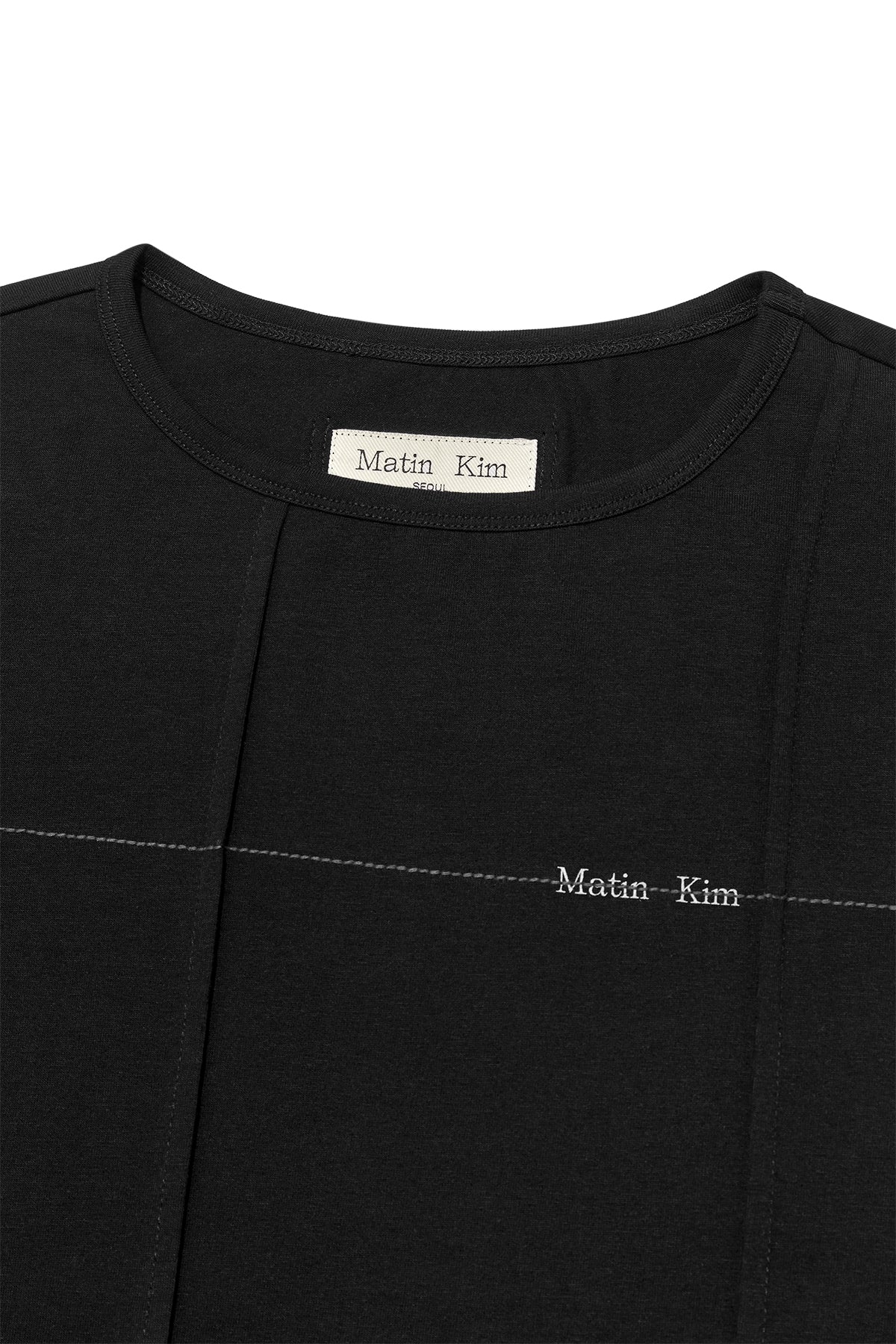 [matinkim] TUCK DETAIL SMALL LOGO TOP IN BLACK