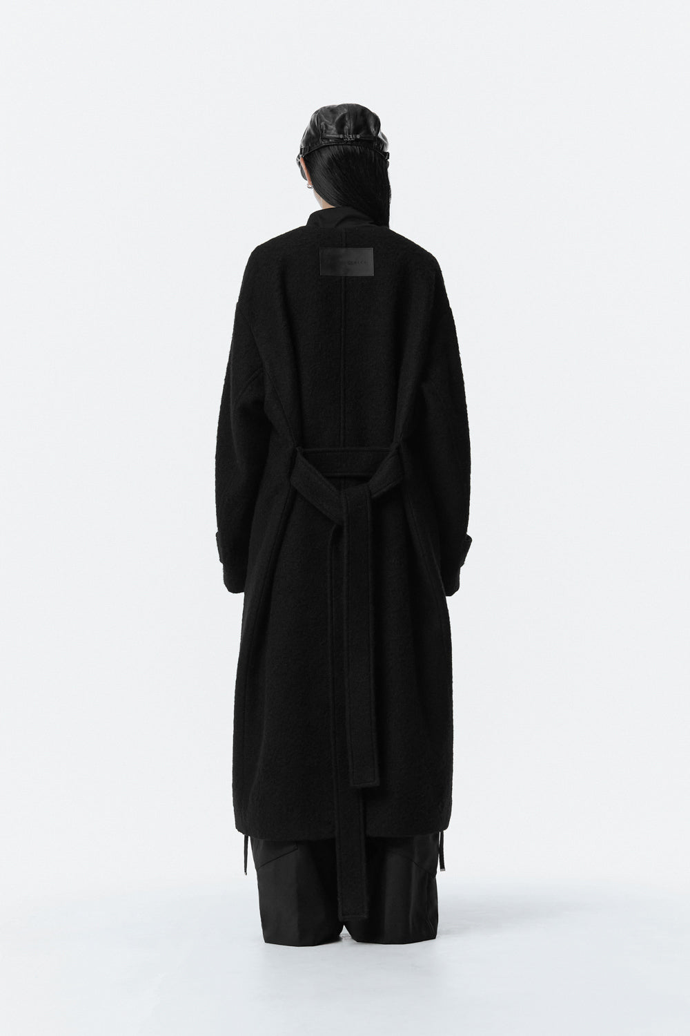 Treemingbird Boucle Wool Long Coat Black