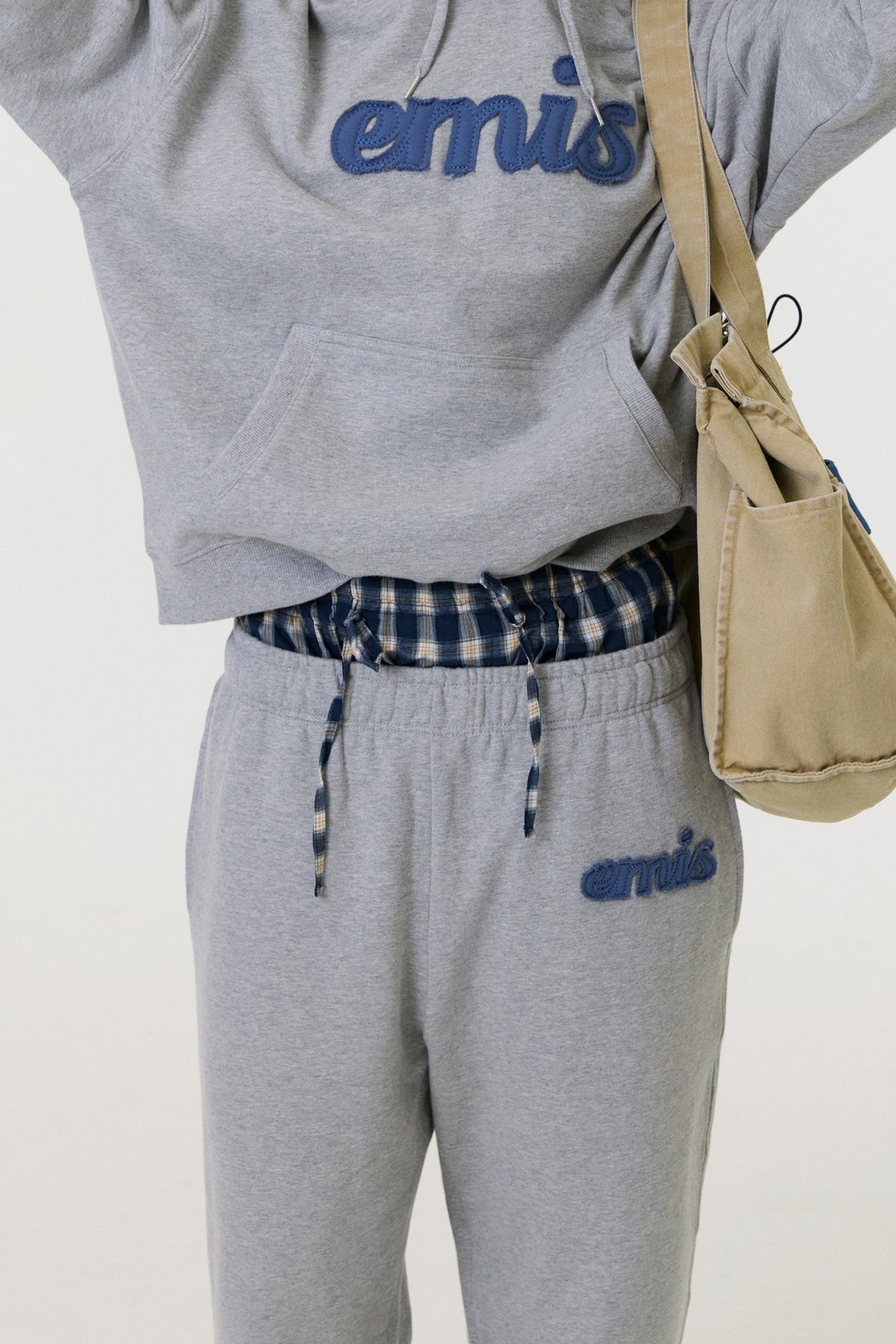 EMIS Color-Block Applique Jogger Pants-Gray