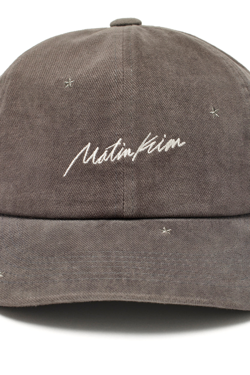 [matinkim] CURSIVE STAR EMBROIDERY BALL CAP IN DARK GREY