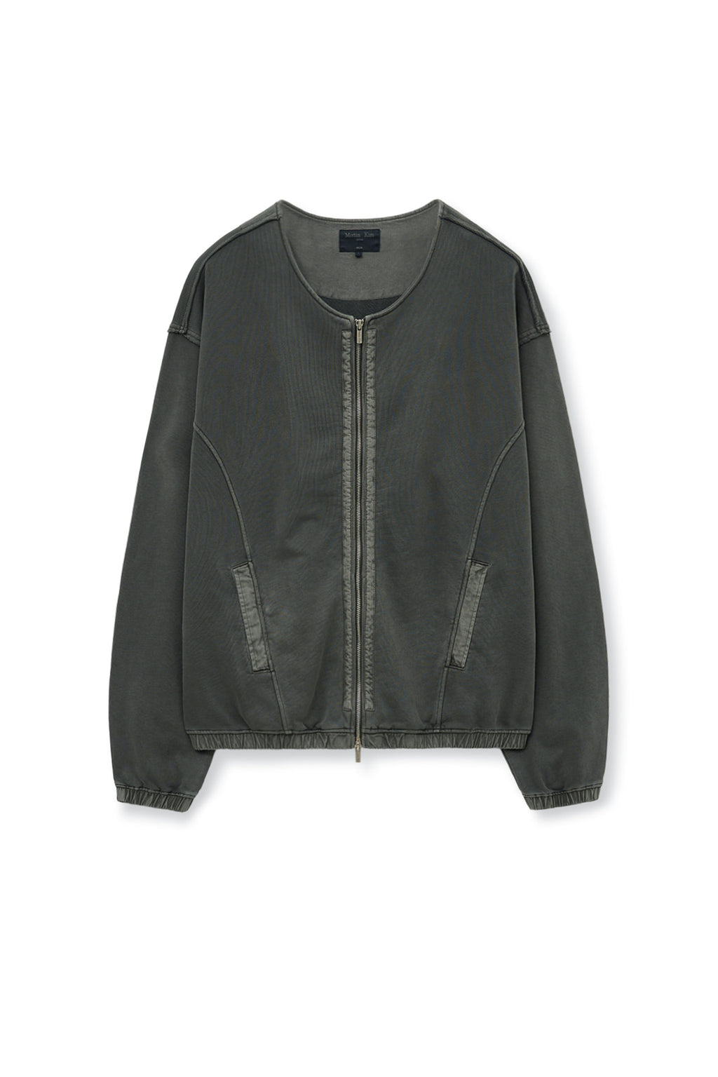 [matinkim] PIGMENT DYED COLLARLESS ZIP UP JUMPER FOR MEN IN CHARCOAL