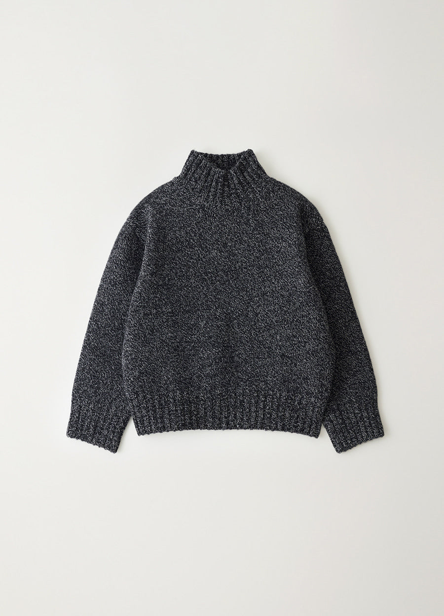 Nothing Written Boyfriend turtle neck sweater (Black and white)