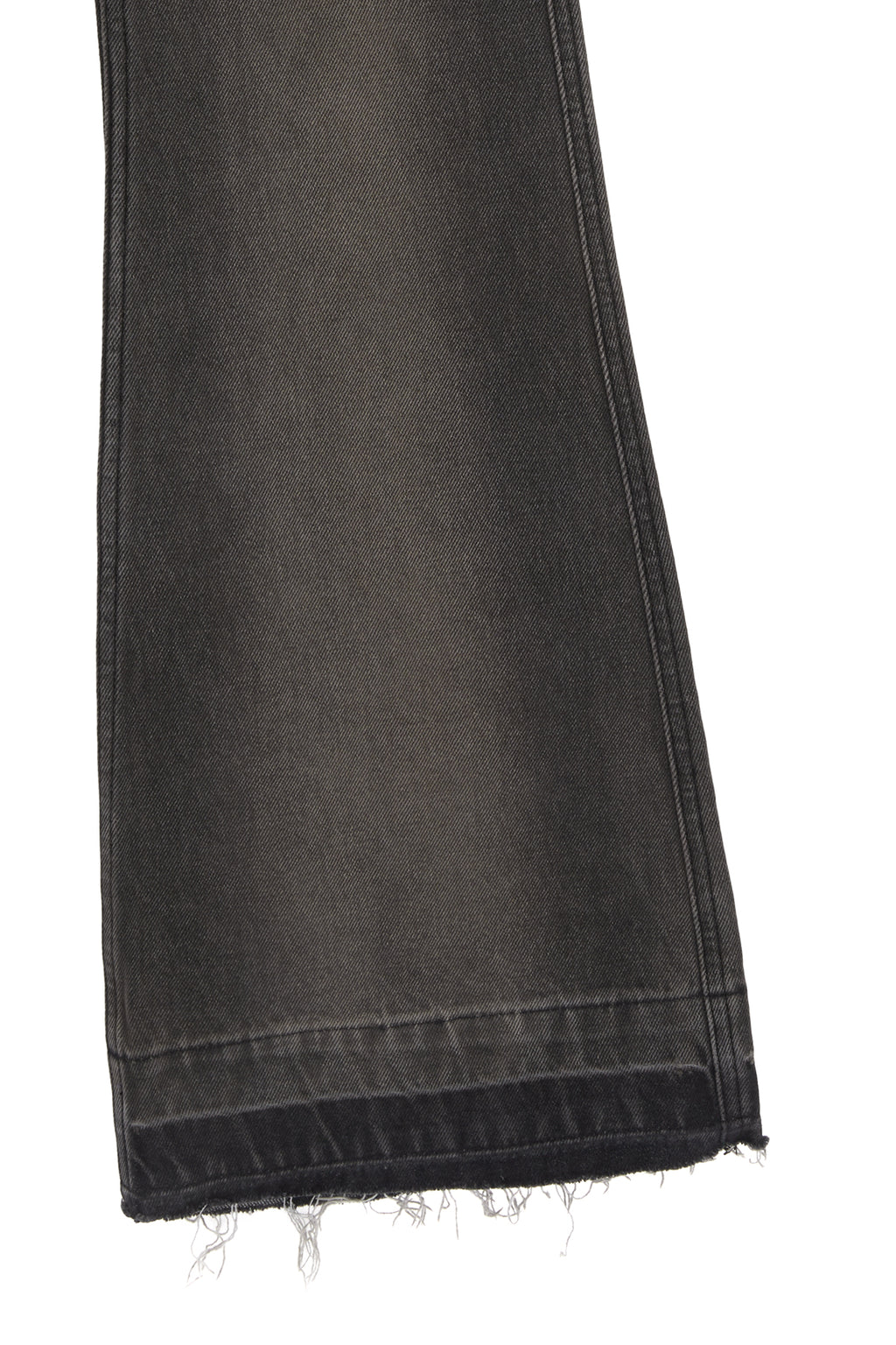 [matinkim] BACK POCKET POINT WASHED BOOTS CUT DENIM PANTS IN GREY