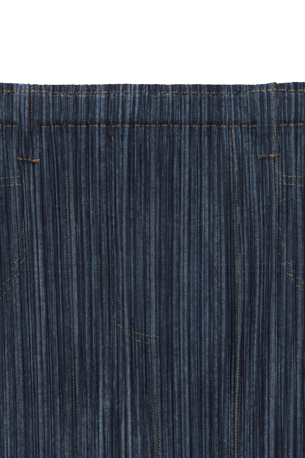 [matinkim] PLEATS STITCH LAYERED SKIRT IN NAVY