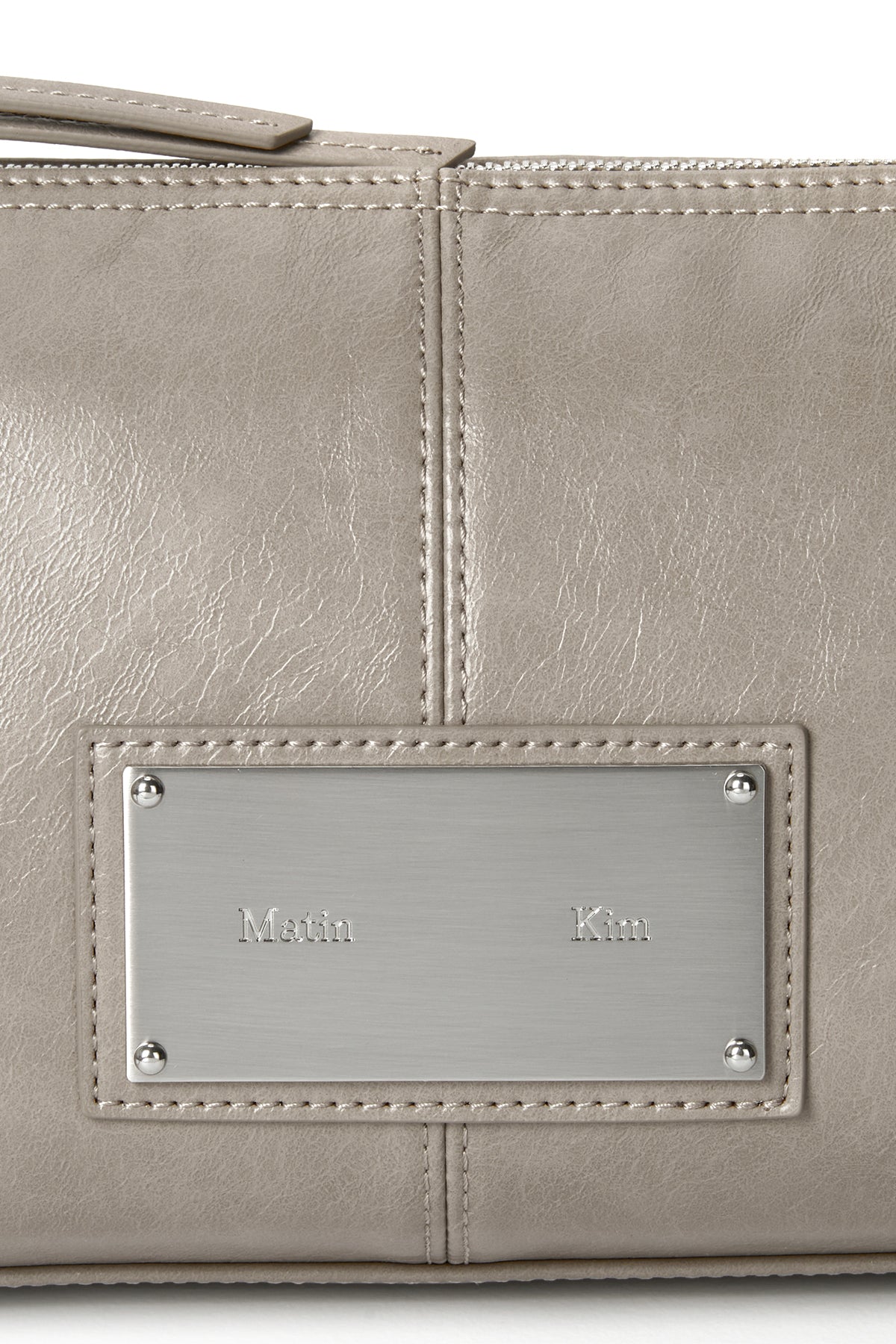 [matinkim] BUCKLE STRAP SHOULDER BAG IN BEIGE