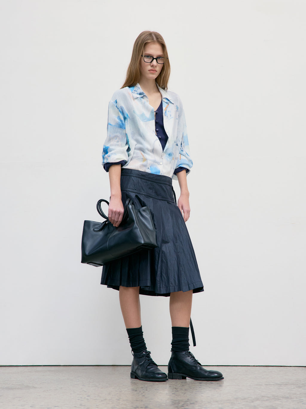 [low_classic] HARICOT MINI BAG  
BLACK