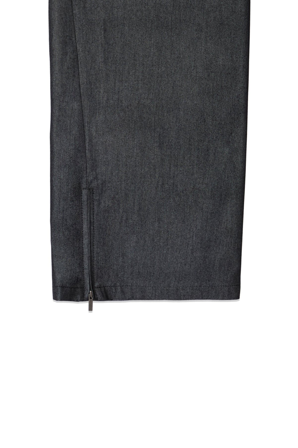 [matinkim] BACK TUCK DETAIL DENIM LIKE PANTS IN BLACK