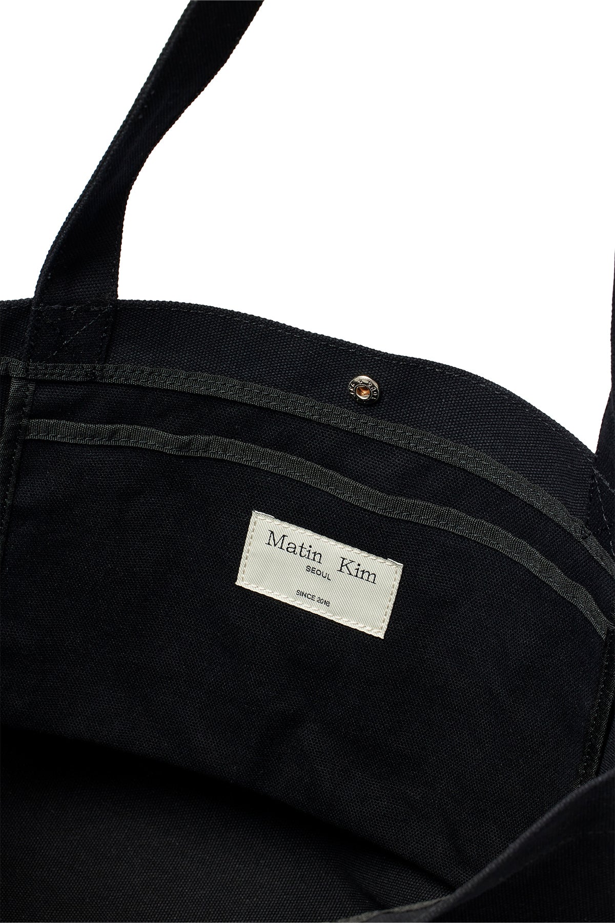 matinkim MATIN CANVAS SHOULDER BAG IN BLACK - View 4