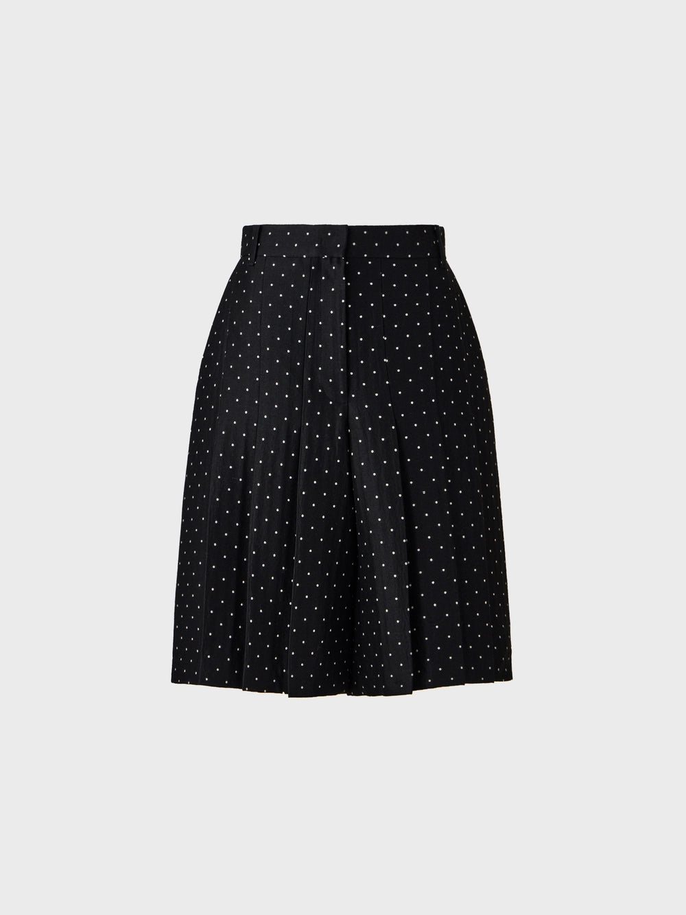 EENK Pleated Bermuda Shorts - Black
