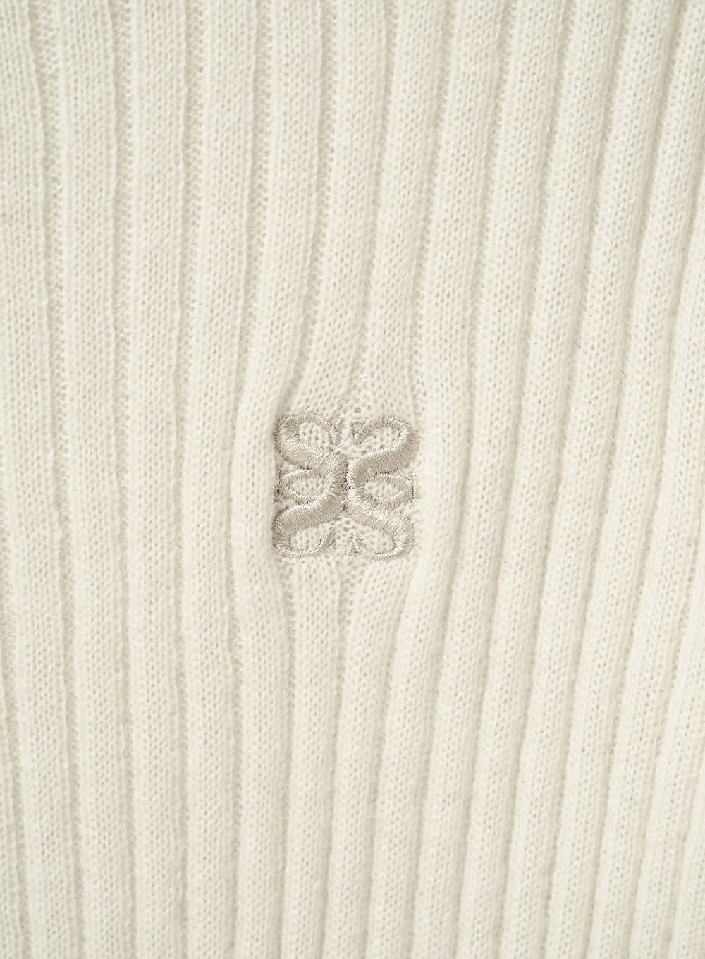 [satur] (W) Cuffs Mock Neck Knit - Cream