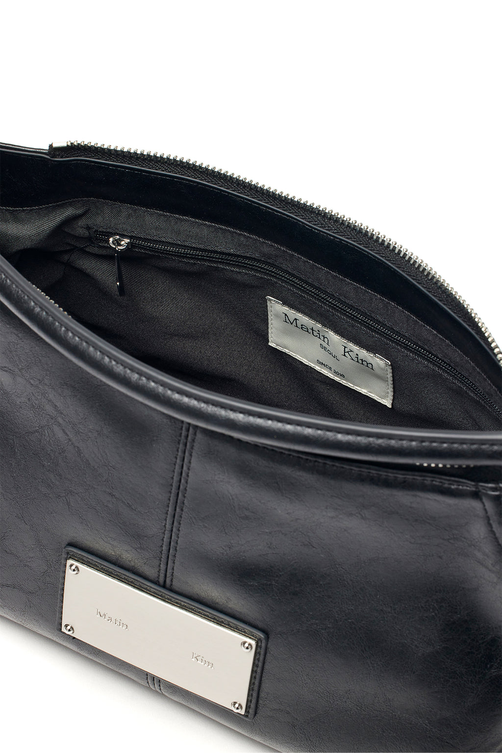 [matinkim] SIDE ZIPPER TWO WAY BAG IN BLACK